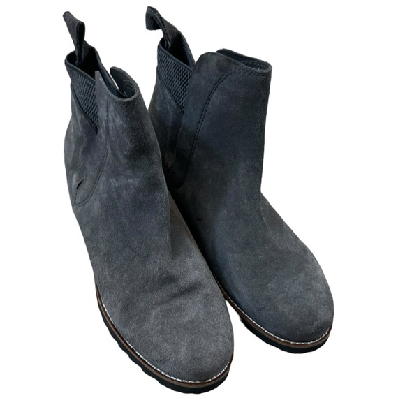 Blondo Perla Waterproof Suede Chelsea Boots Size 7 - Picture 4 of 11